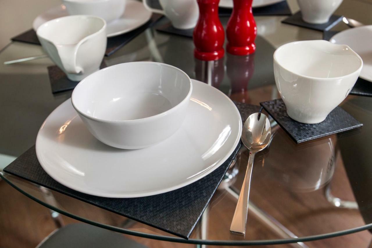 2Bed 2Bath Apartment In Fitzrovia - Free Exclusive Parking Londyn Zewnętrze zdjęcie